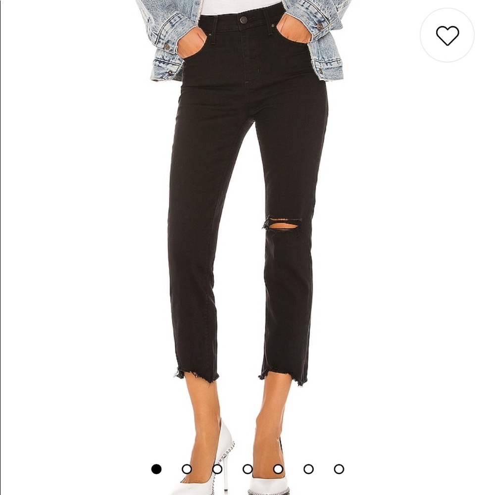 LEVI’S | 724 High Rise Straight Crop in Black